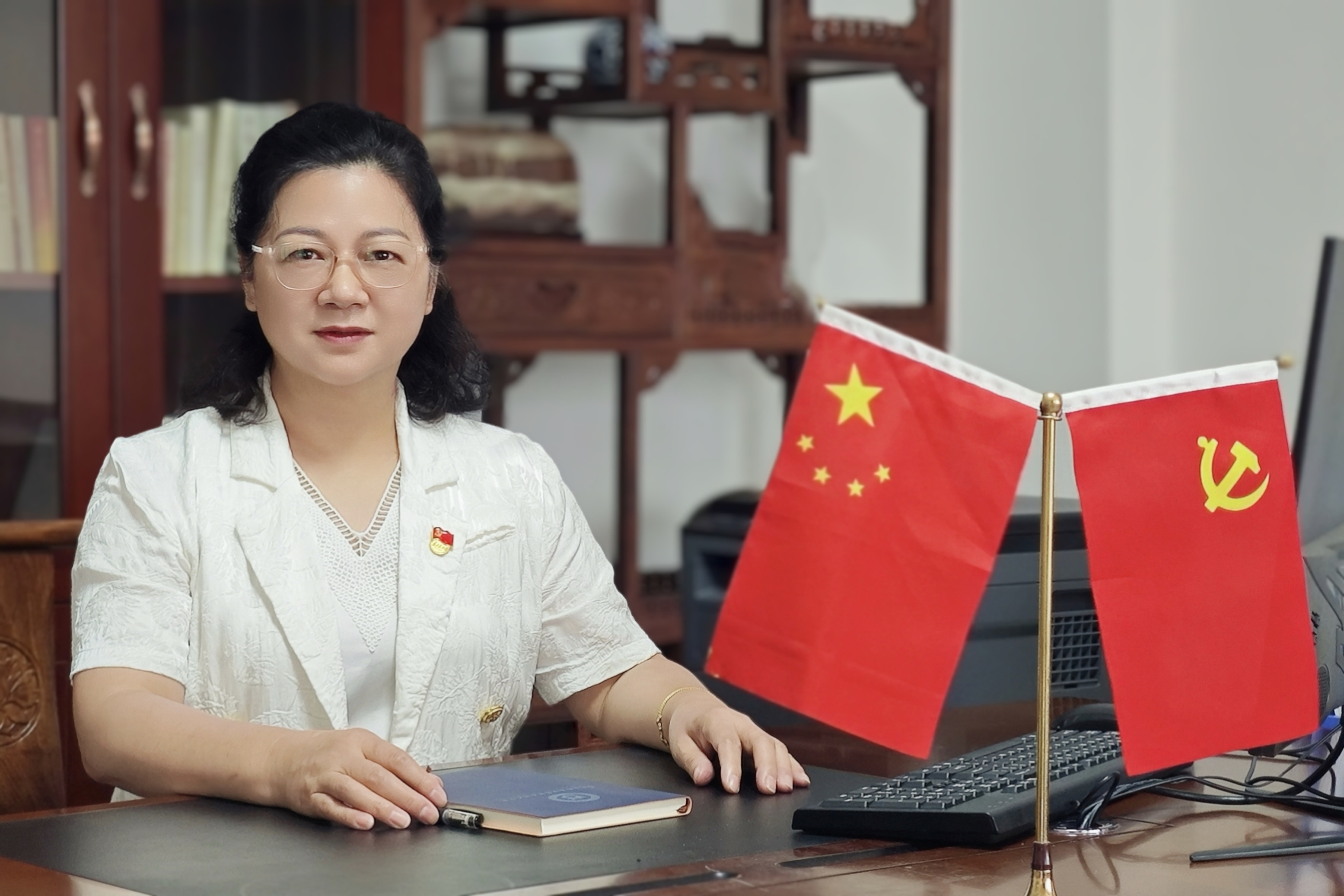 胡天云—党委书记、政府督导专员